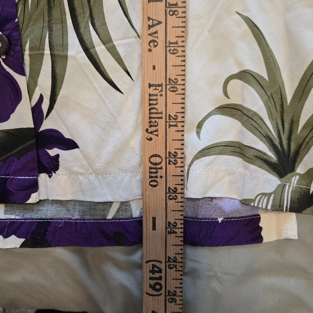 Favant Hawaii Purple Floral Cream Hawaiian Button-Up - Picture 5 of 6